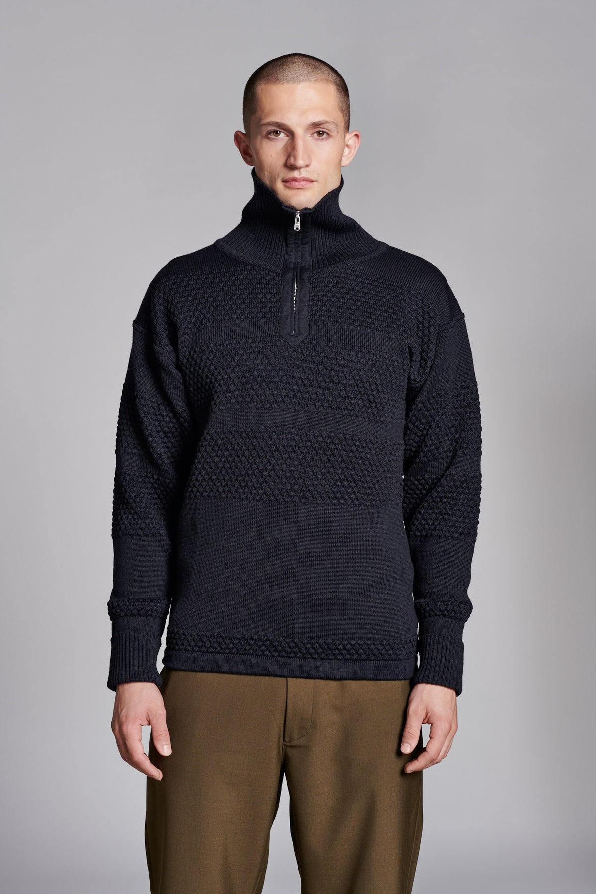 Fisherman short zip | navy blue