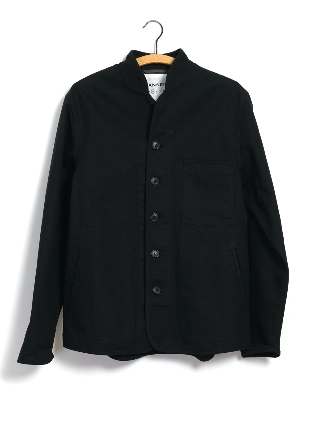 Erling | black canvas