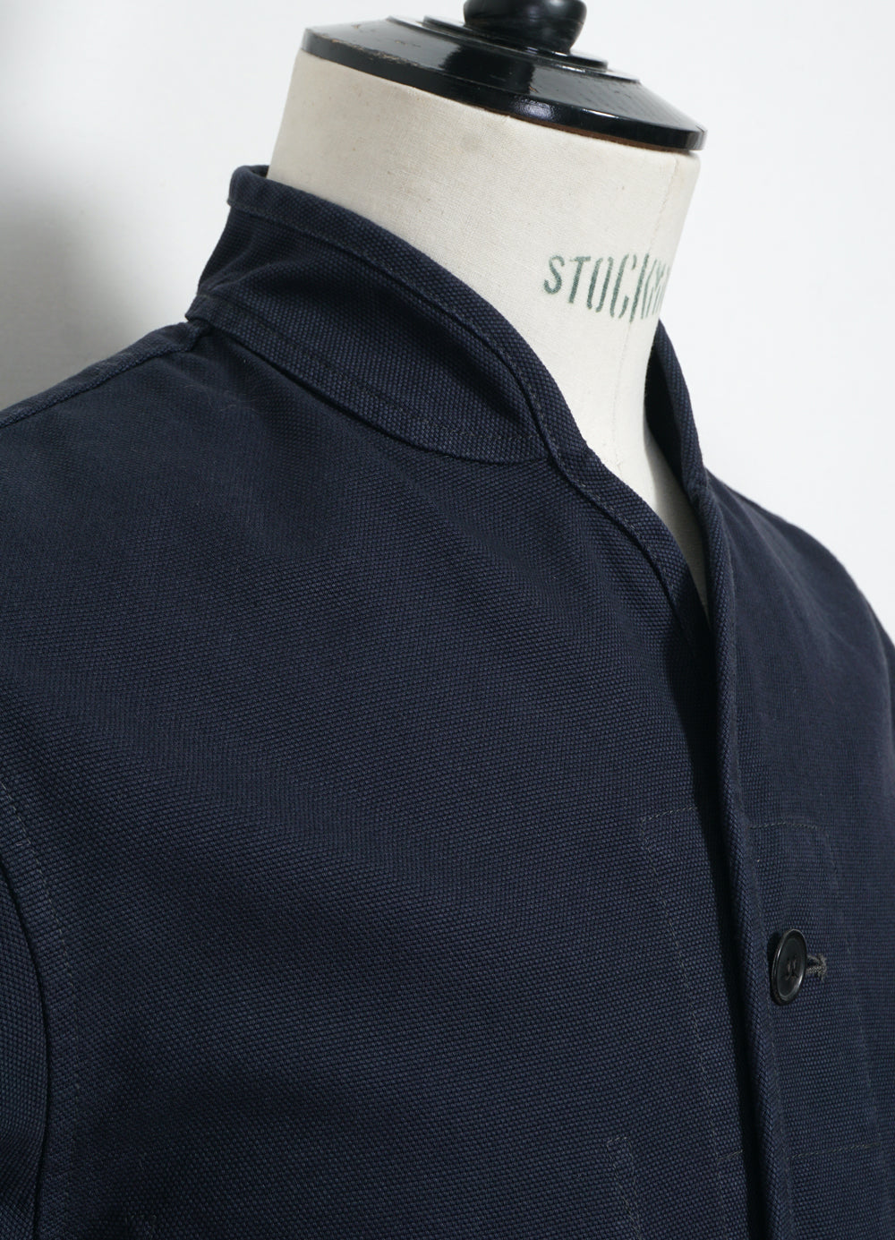 Erling | blue canvas