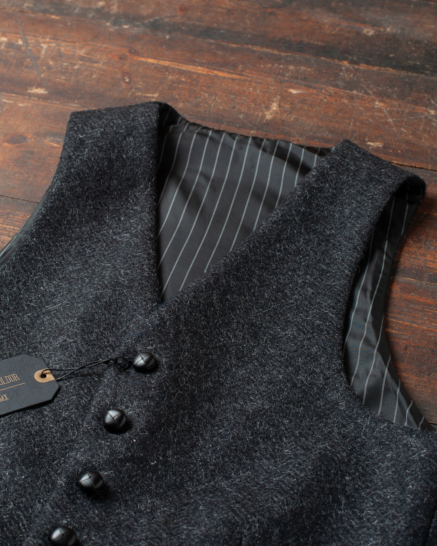 Islandsk Skjöldur tweed vest| Sort