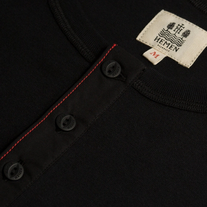 Henley | solid black