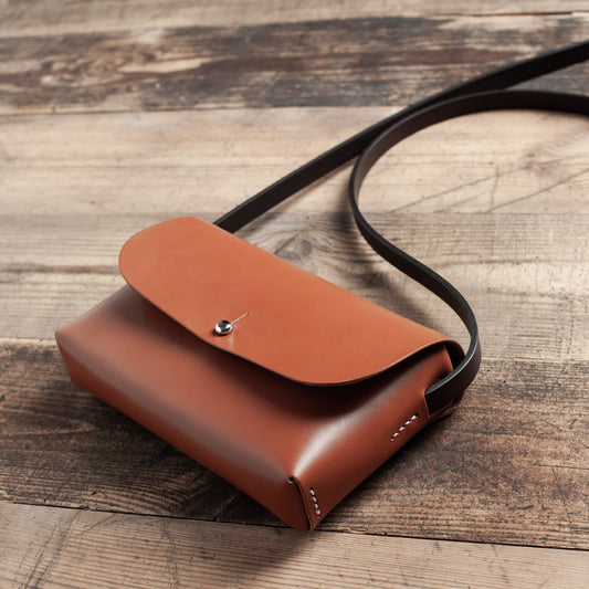 Taske nr.2 | cognac hurricane