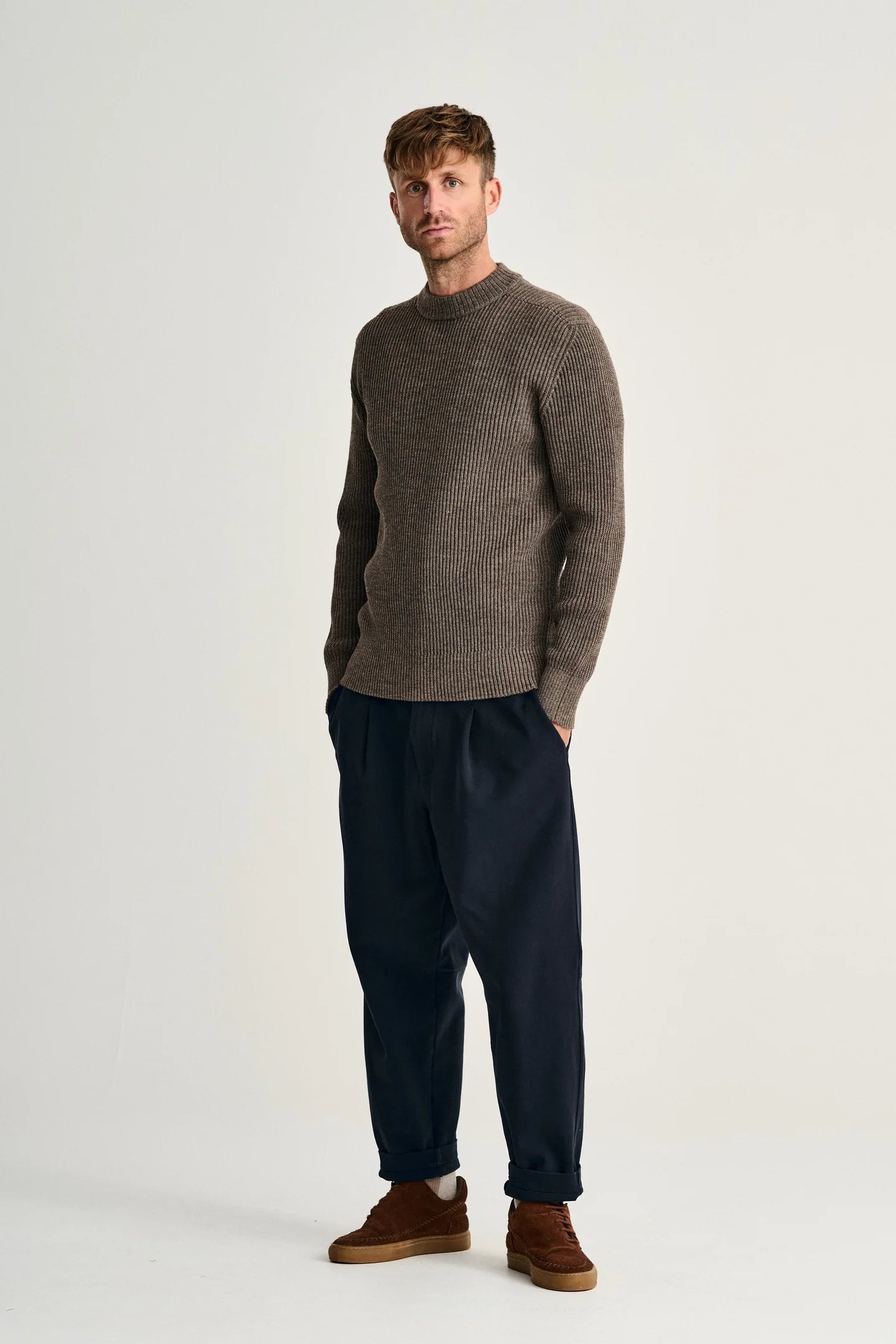 Fender | crewneck  | terra brown