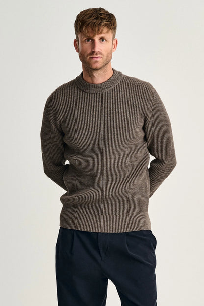 Fender | crewneck  | terra brown