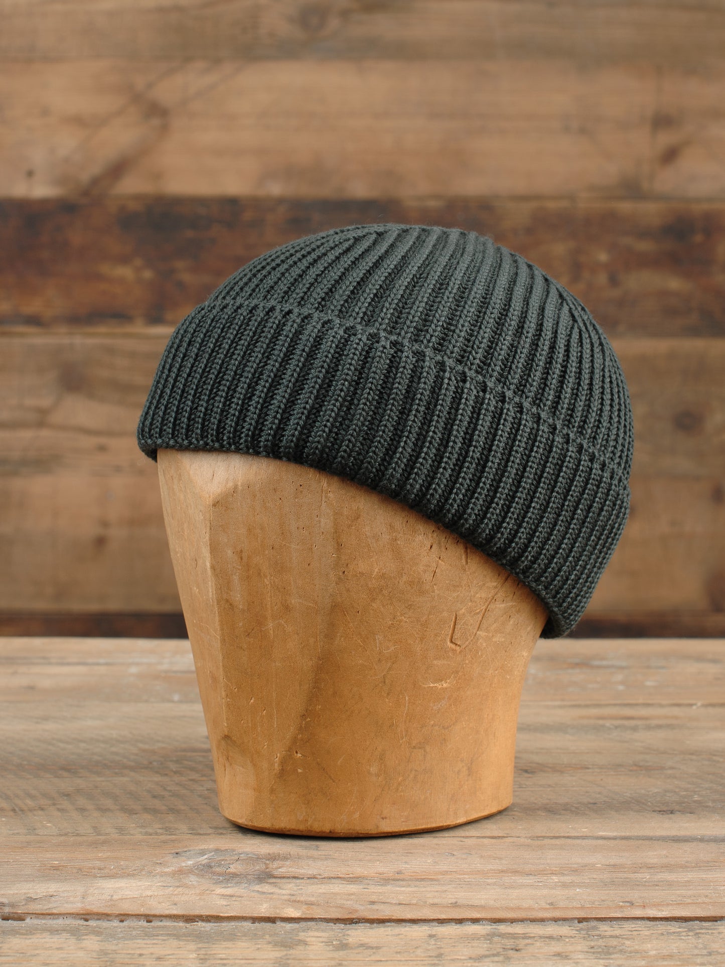 Fender hue | dark forrest