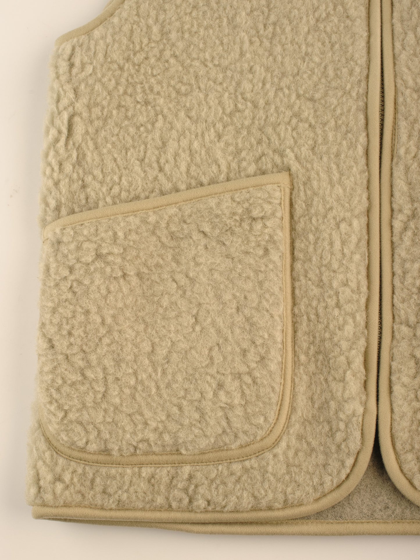 Coldbreaker vest | pistacie
