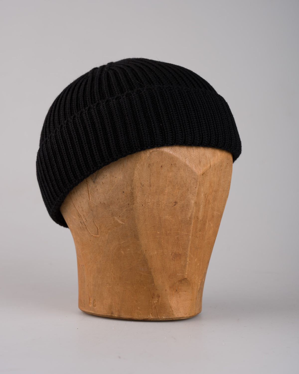 Fender hue | black void