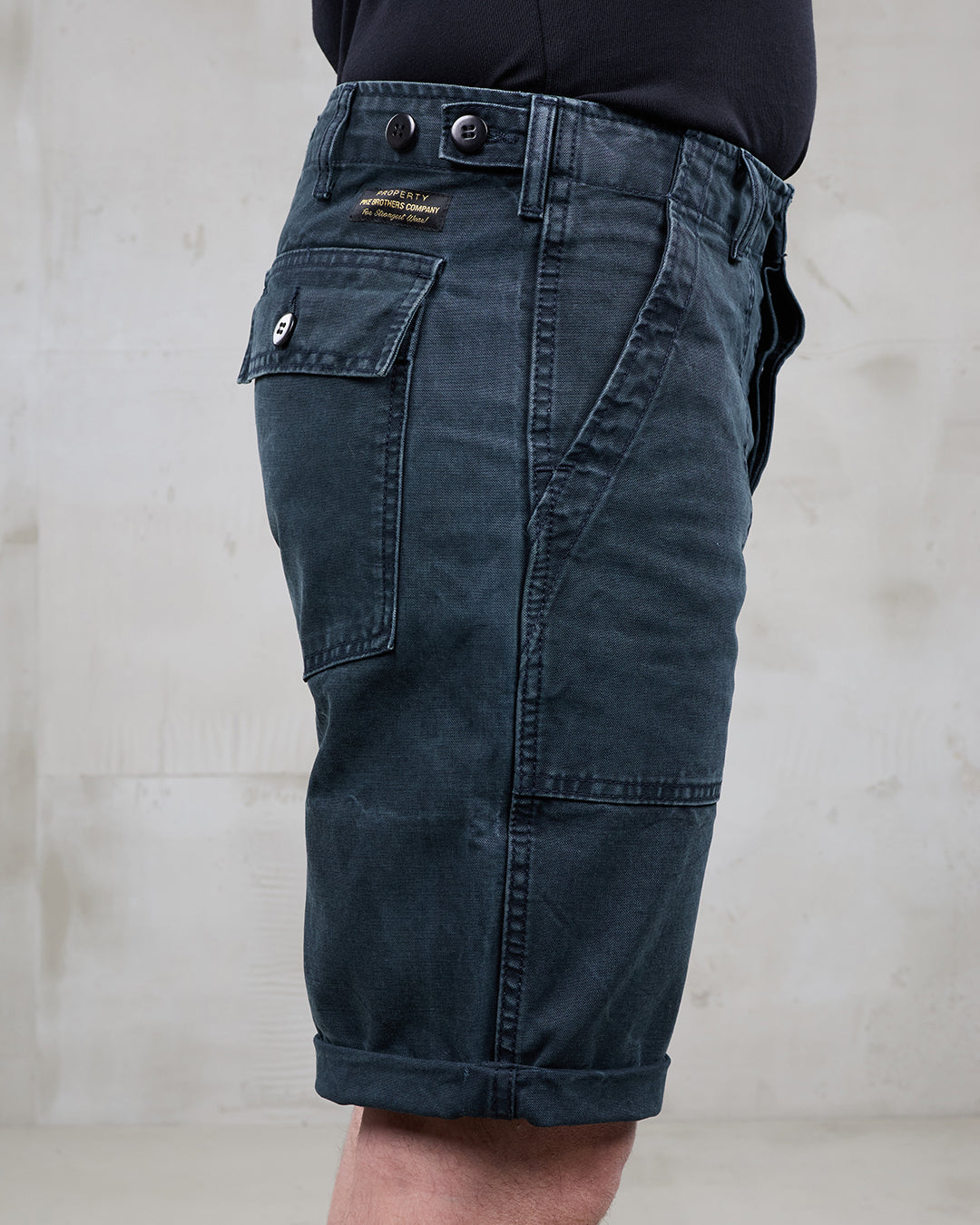 1962 OG-107 Short | grease black