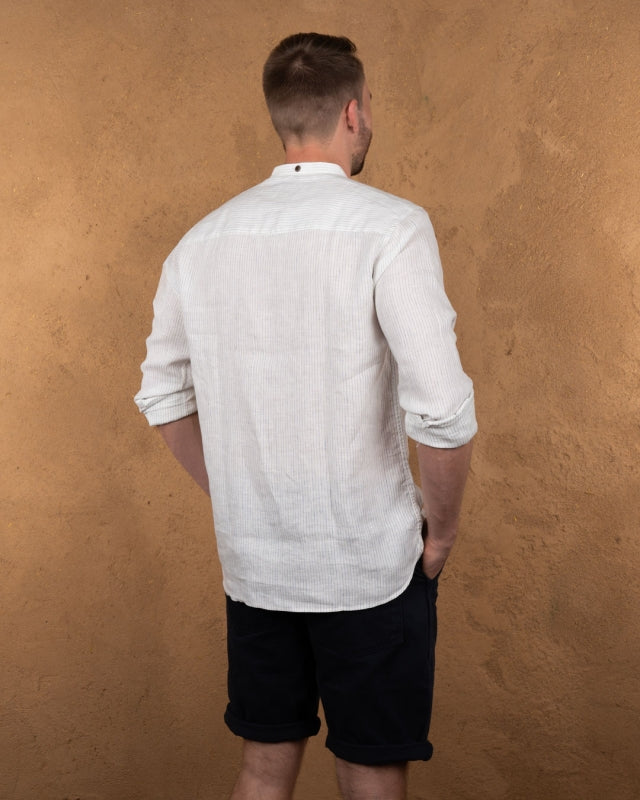 1923 Buccanoy Shirt | white blue linen