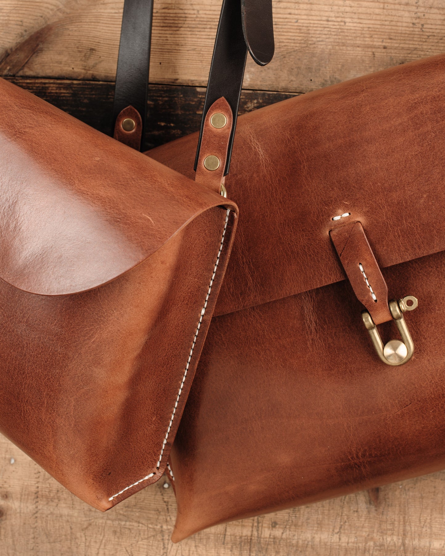 Messenger taske stor | cognac