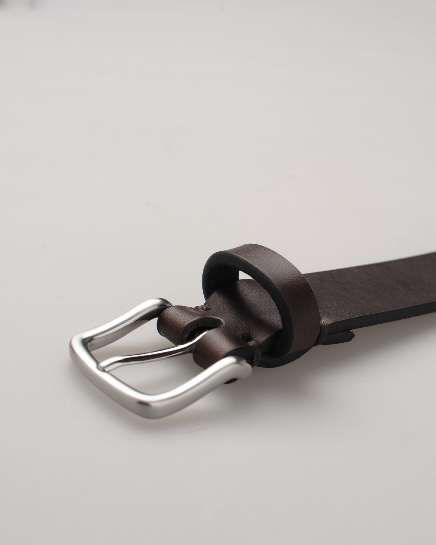 30mm Oily brun | Hvidkilde satin